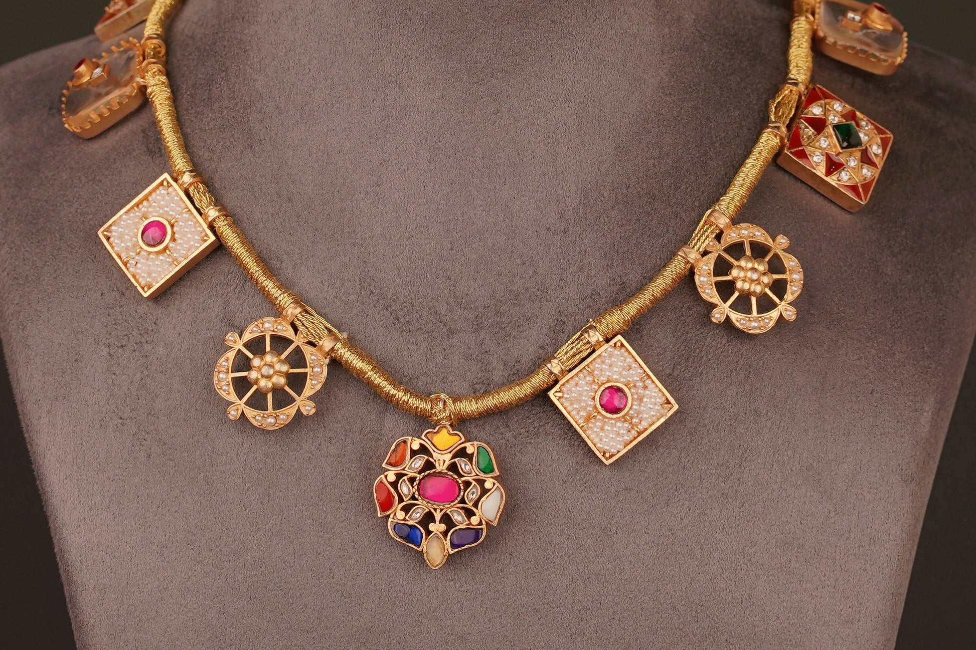 Pallavi Necklace
