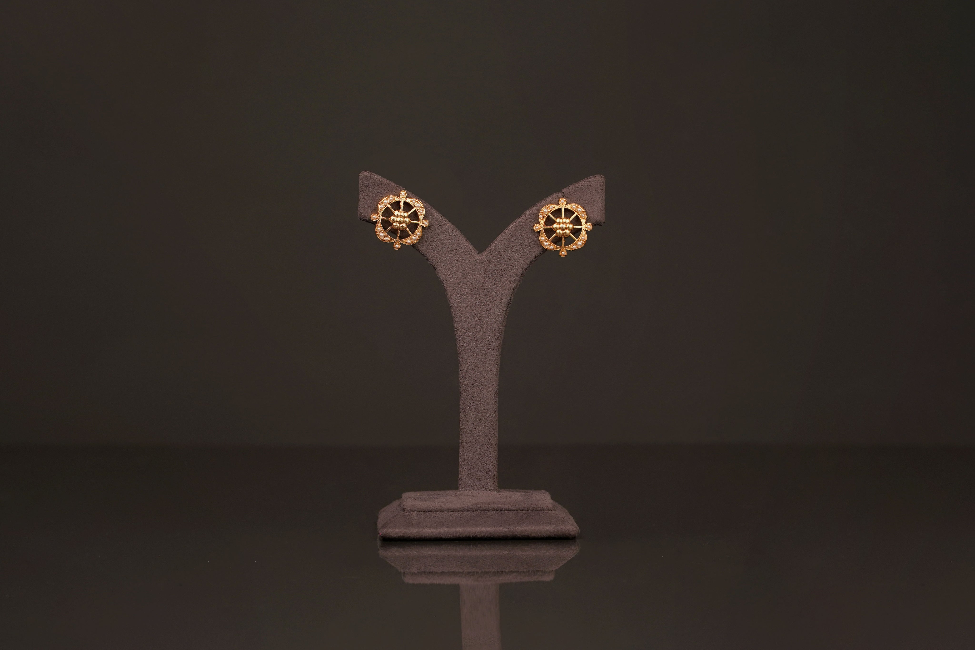 Pallavi Necklace