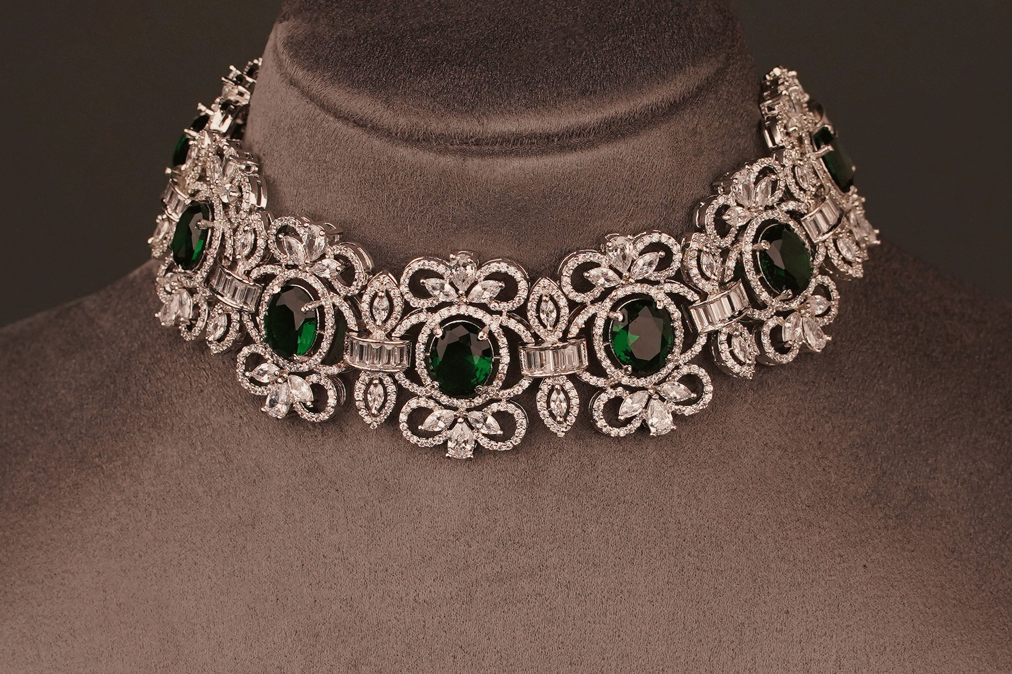 Victoria Statement Choker Set(ZC03) - Pure Allure