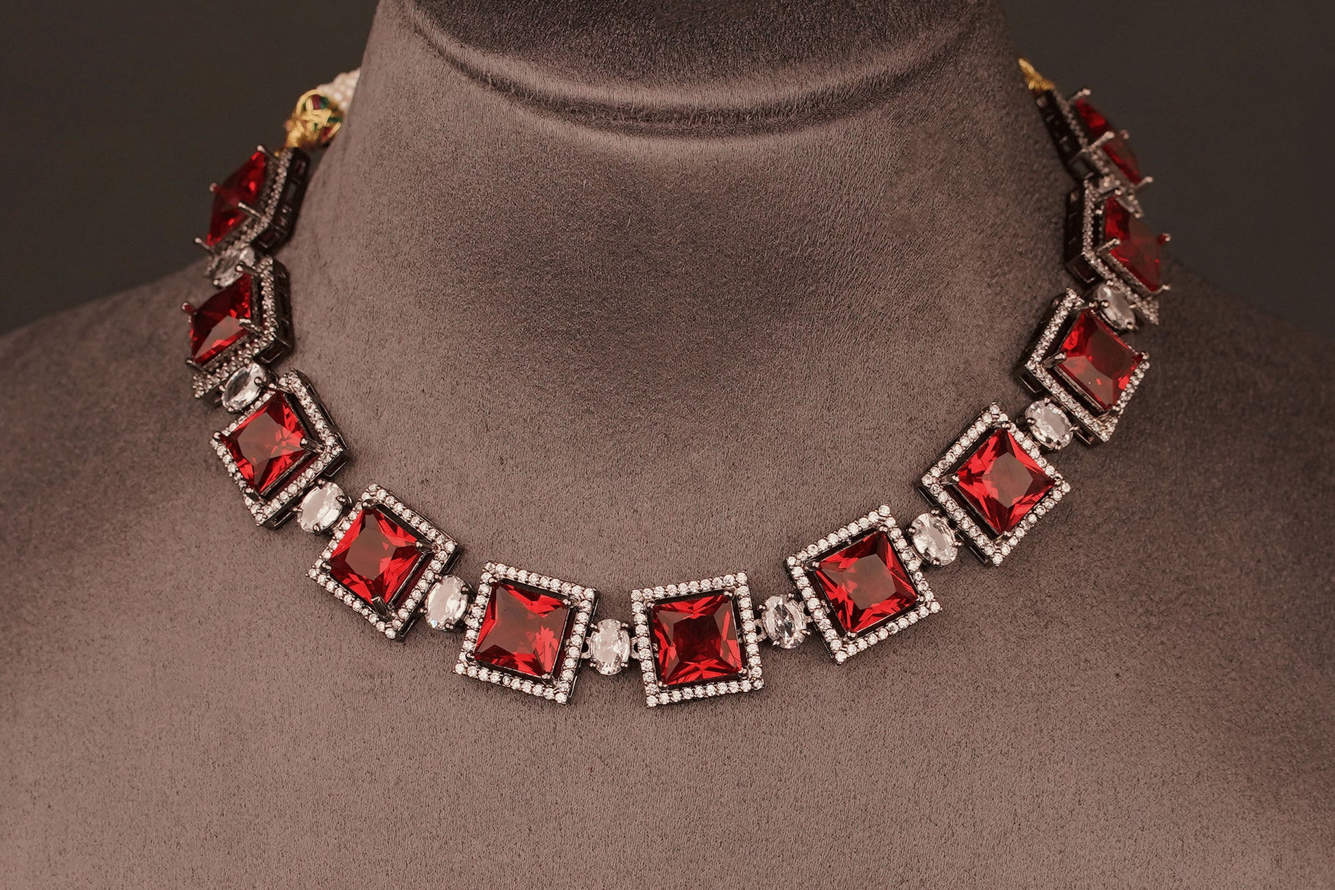 Laya Necklace set(ZN21) - Pure Allure