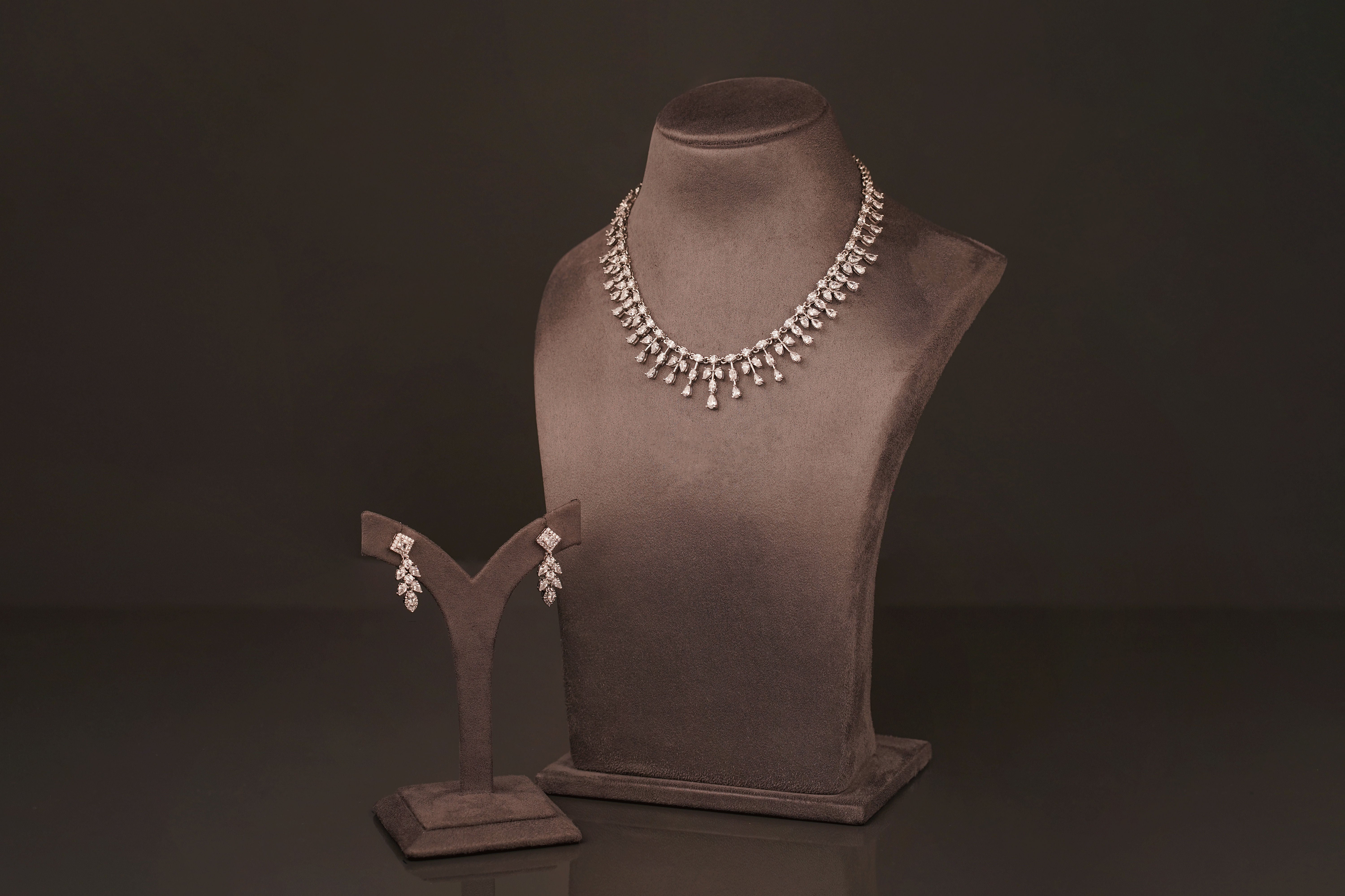Noyella Necklace Set(ZN02) - Pure Allure
