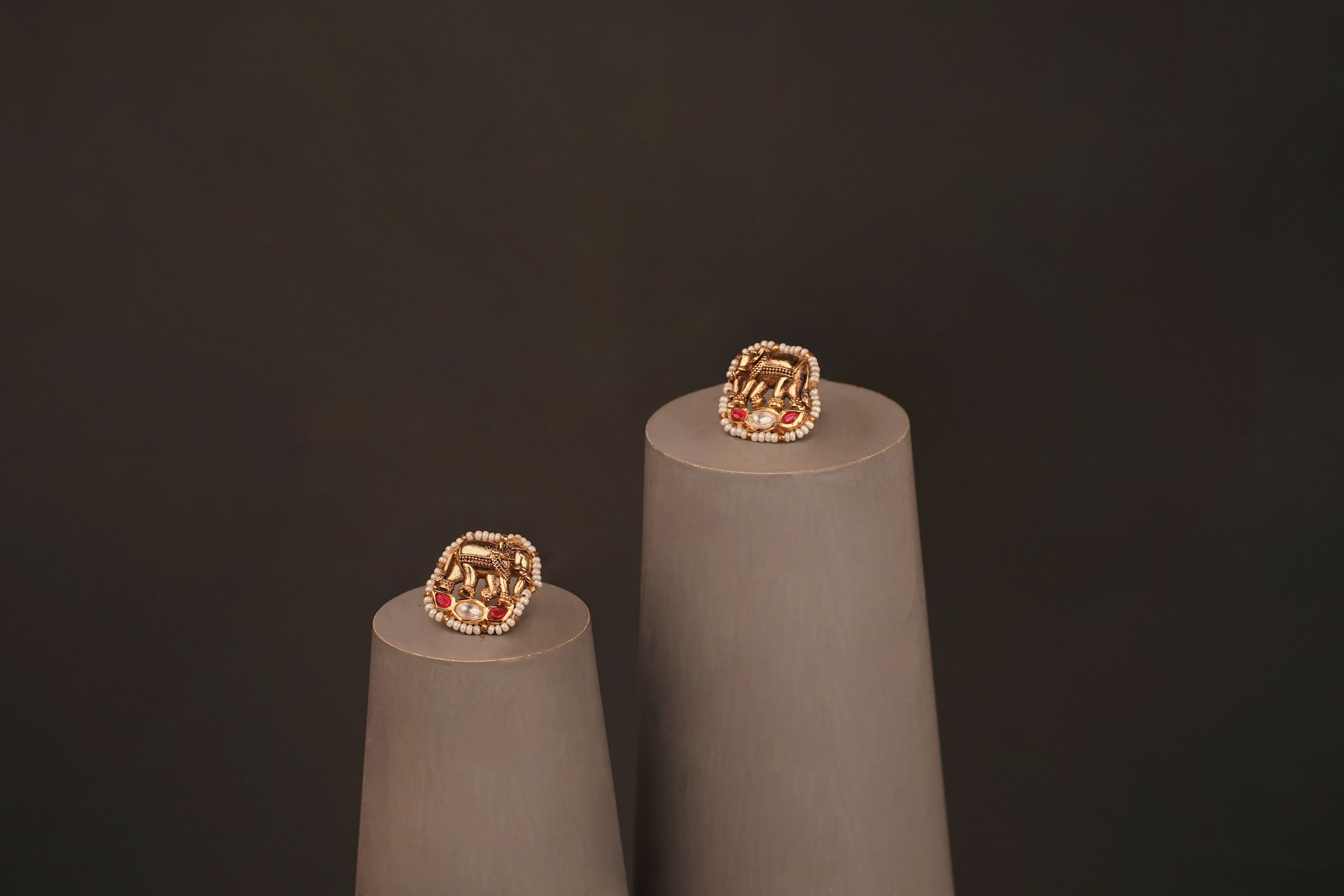 Sasiga statement Earstud (E93) - Pure Allure