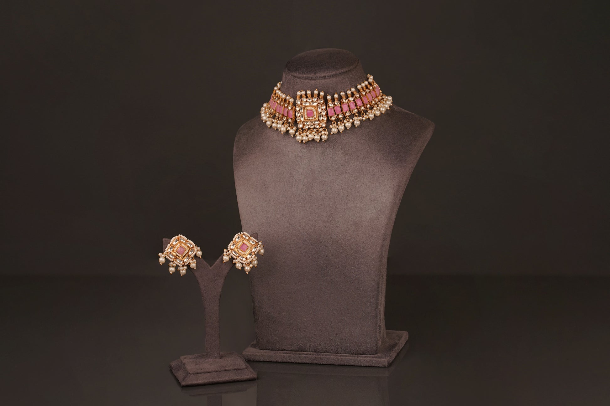 Saina Kundan Choker Set(KC18) - Pure Allure