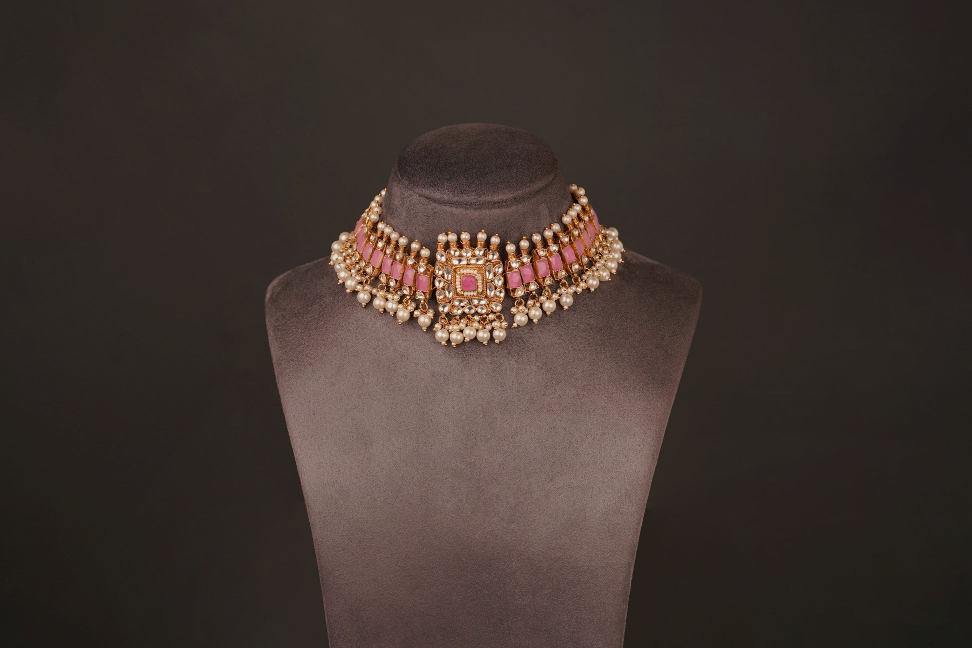 Saina Kundan Choker Set(KC18) - Pure Allure