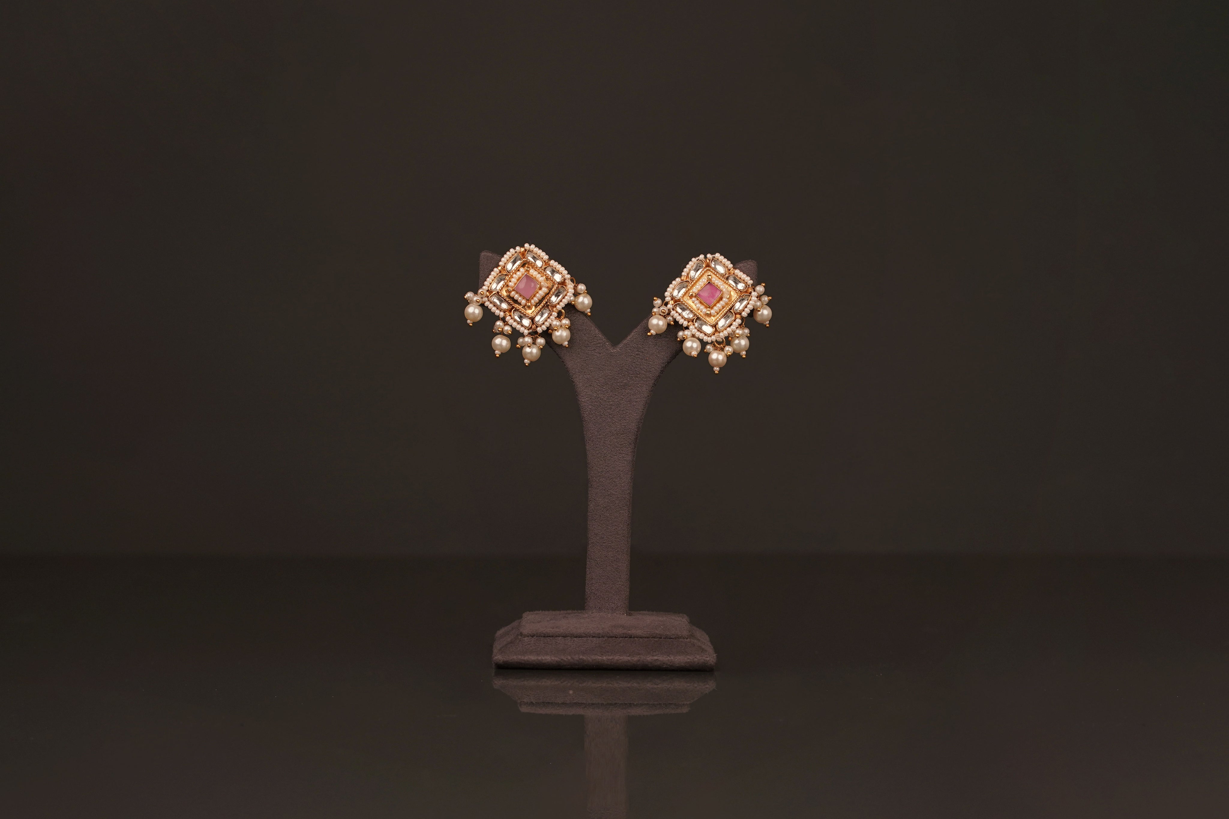 Saina Kundan Choker Set(KC18) - Pure Allure