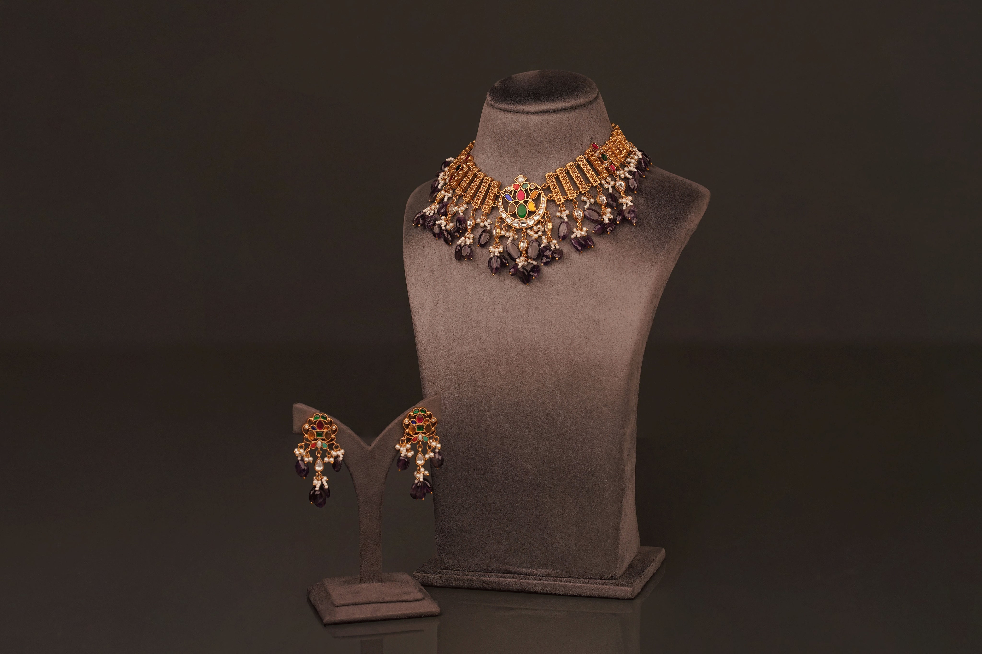 Sridika Chokerset(KC85) - Pure Allure