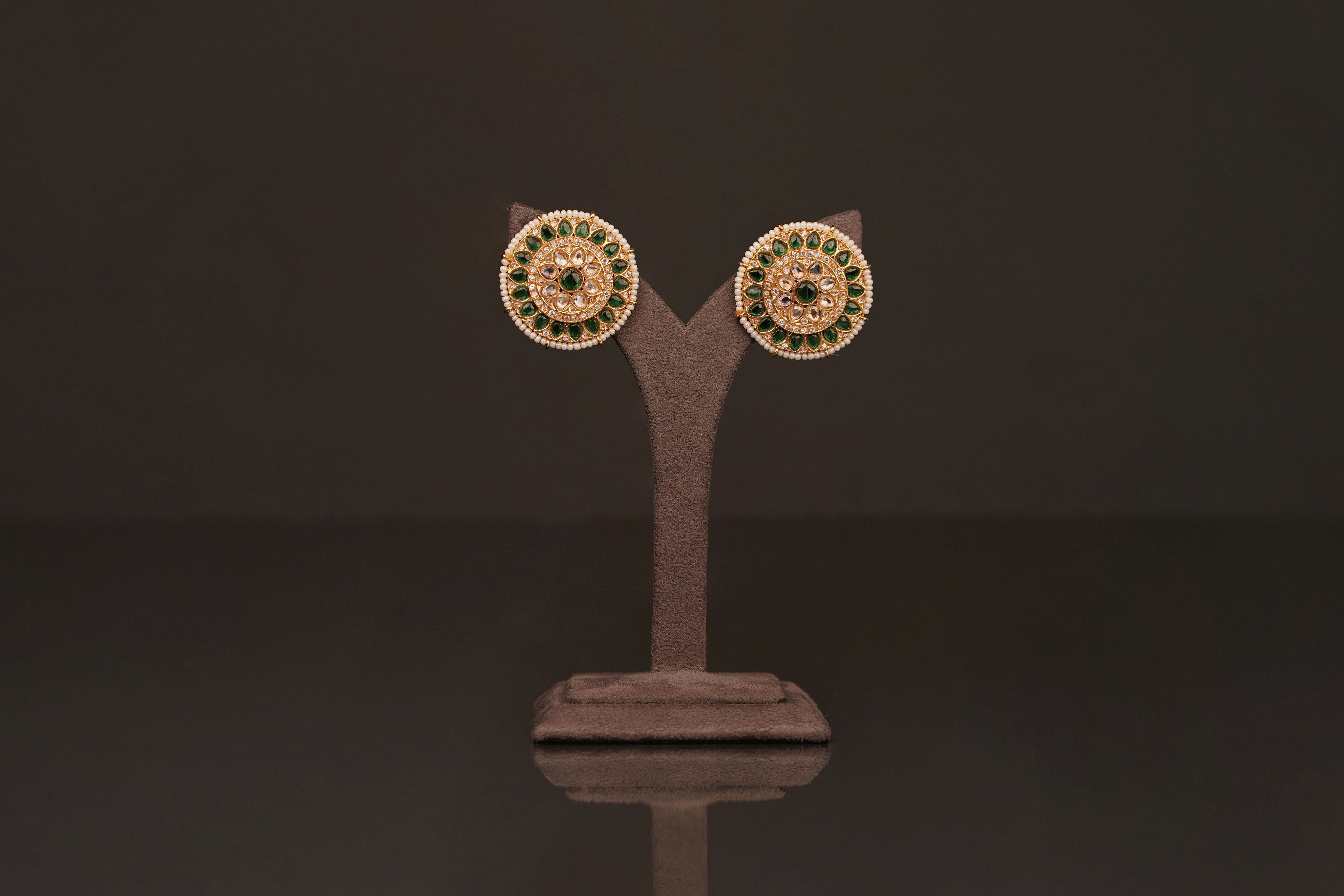 Sharanya Statement Earstud(E142) - Pure Allure