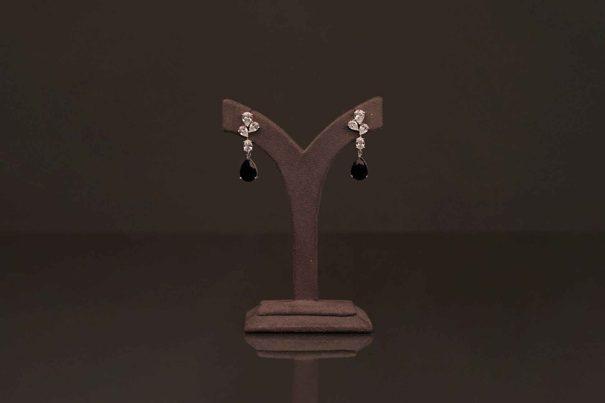 Tessa earring(E105) - Pure Allure