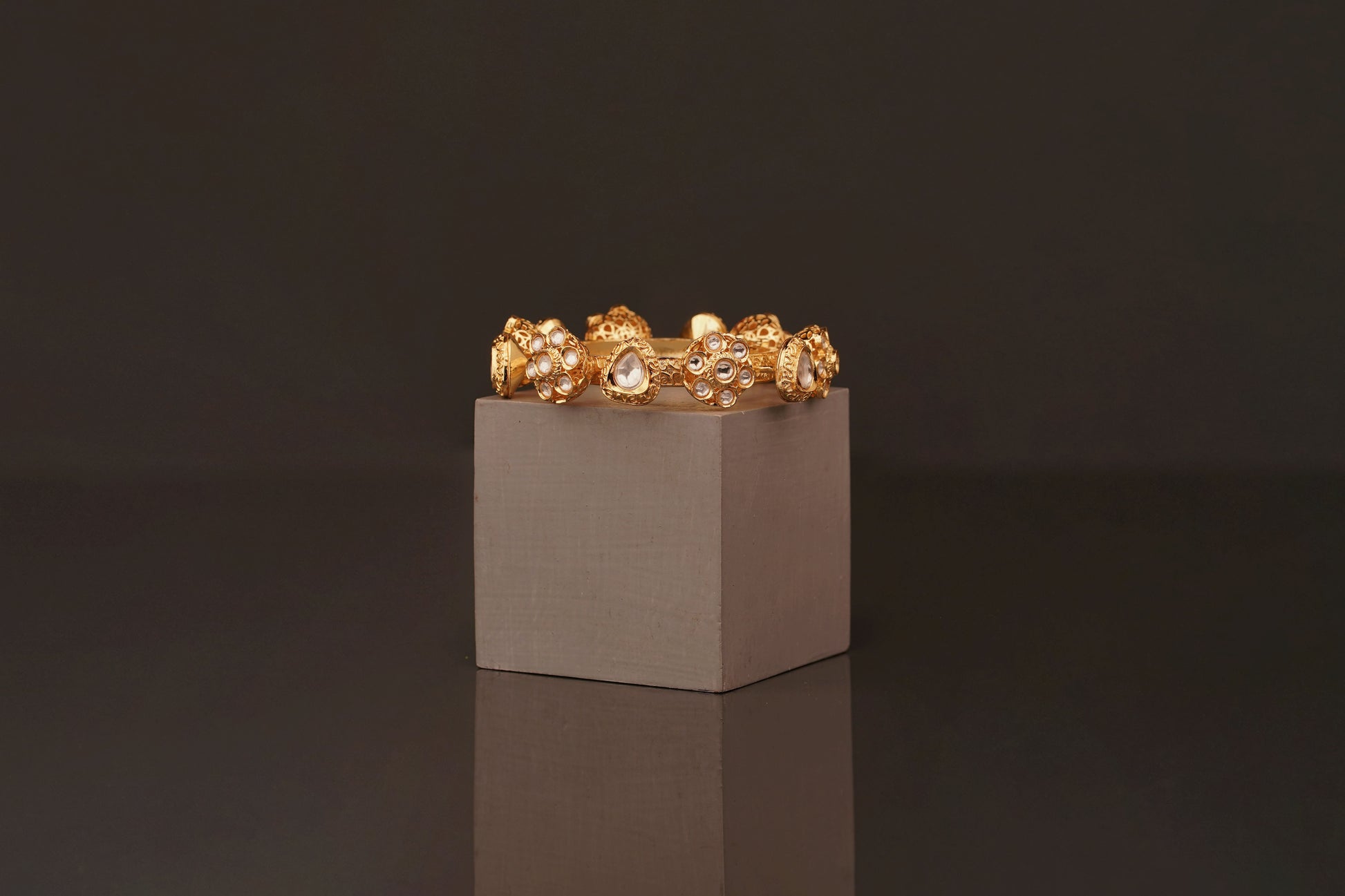 Disha Bangle(B25) - Pure Allure