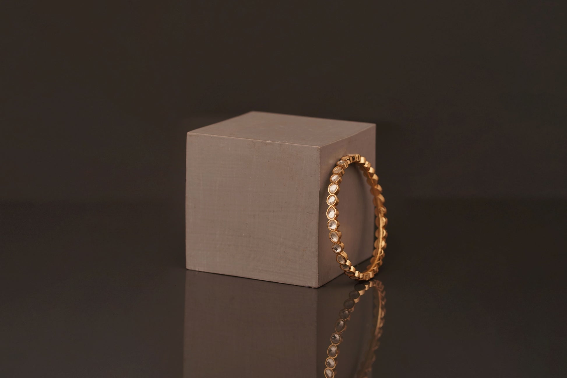 Shamna Bangle (B100) - Pure Allure
