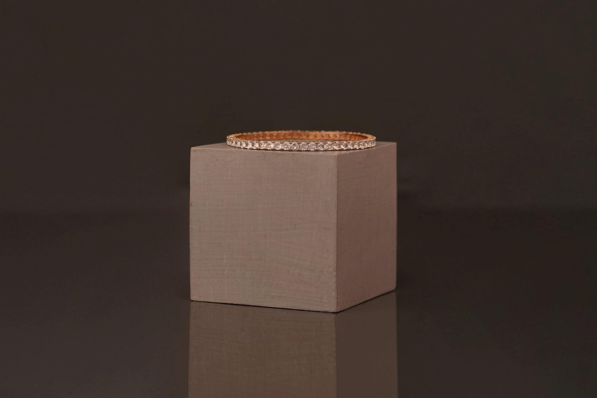 Eva Bangle(B48) - Pure Allure