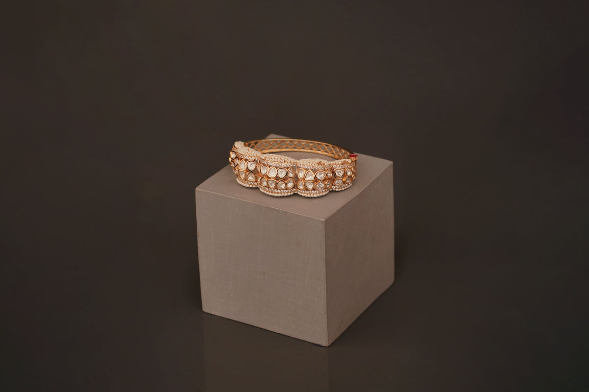 Komal Bangle(B49) - Pure Allure
