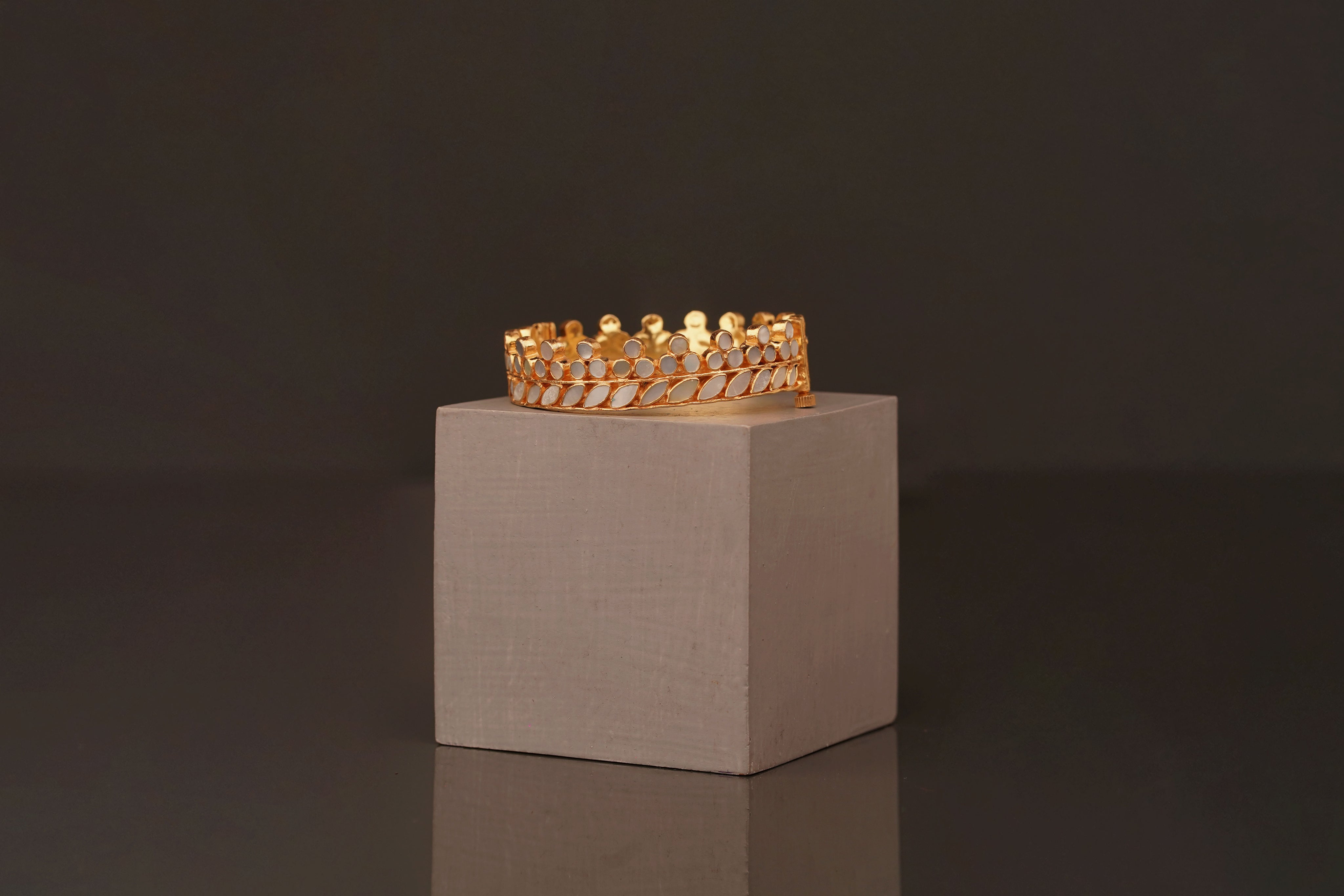 Dhruvi Bangle (B95) - Pure Allure