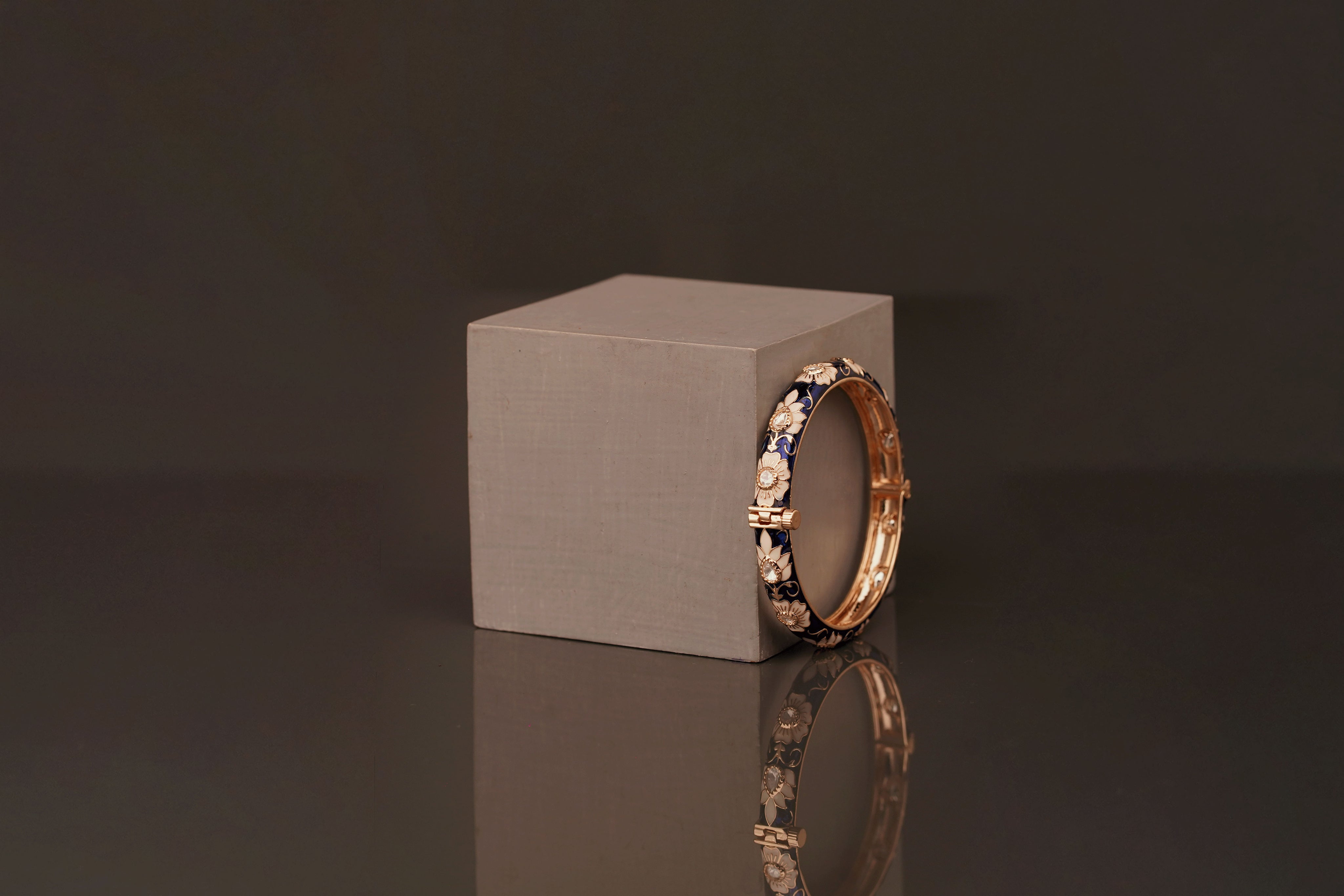 Shalini Bangle (B124) - Pure Allure