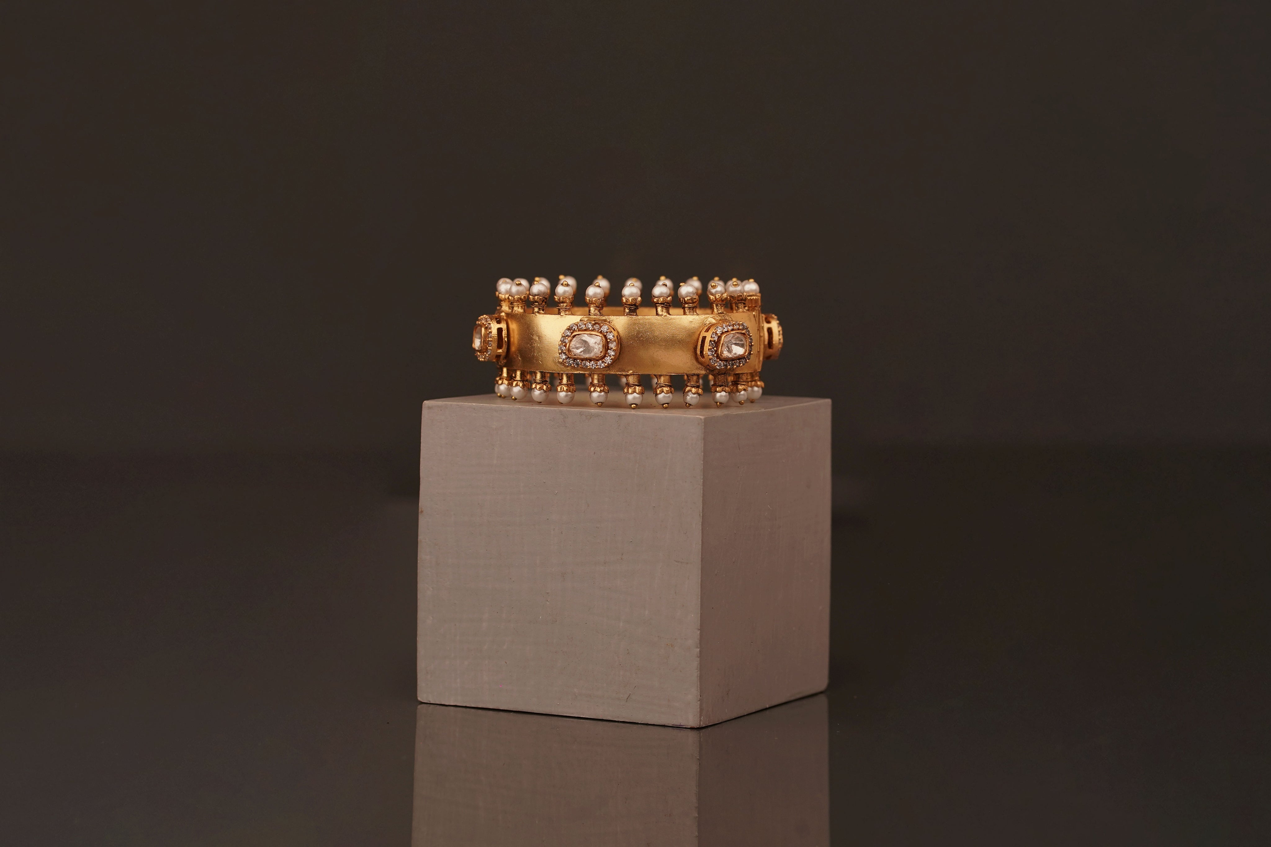 Meenakshi Bangle (B99) - Pure Allure