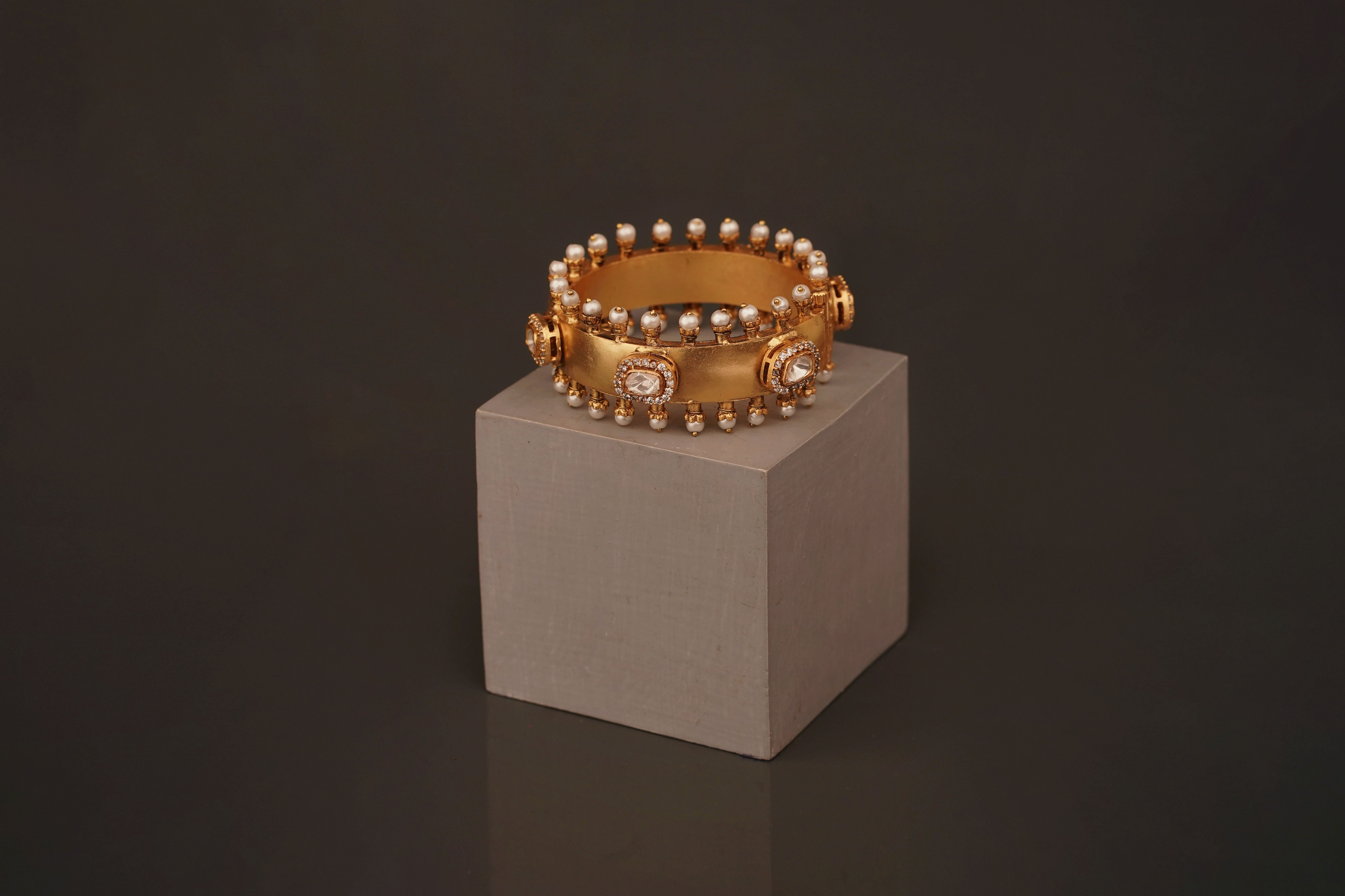 Meenakshi Bangle (B99) - Pure Allure