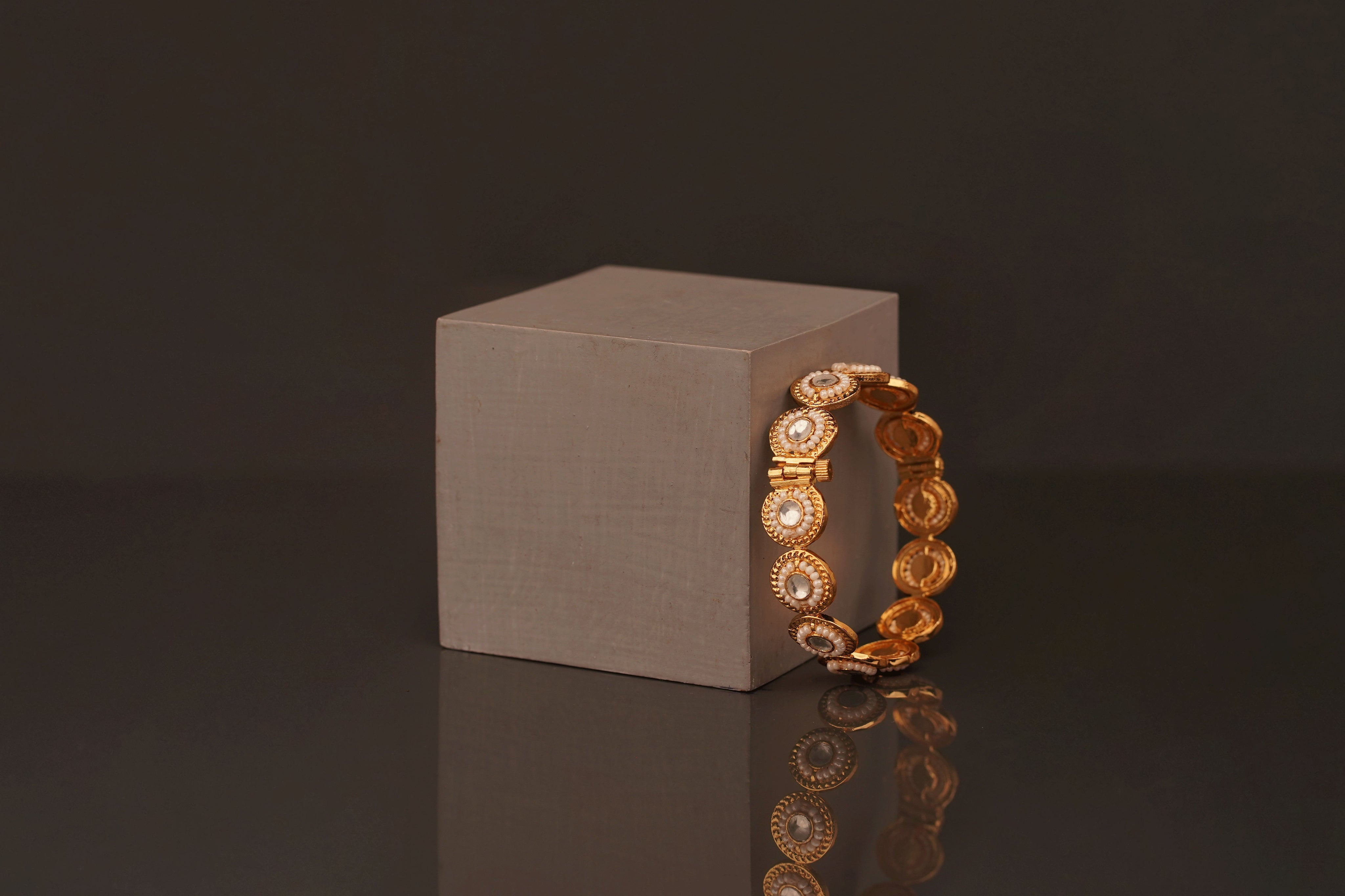 Nagina Bangle (B103) - Pure Allure