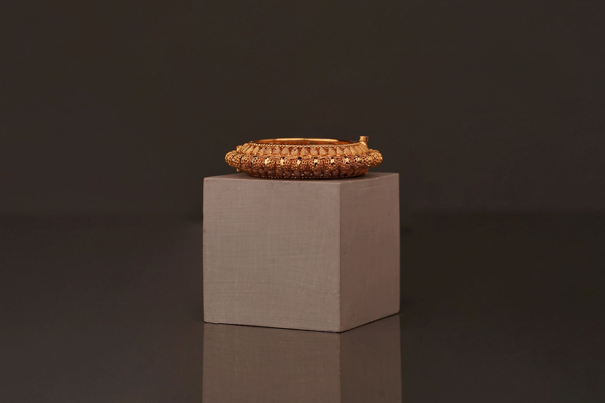 Chakrutha Bangle(B78) - Pure Allure
