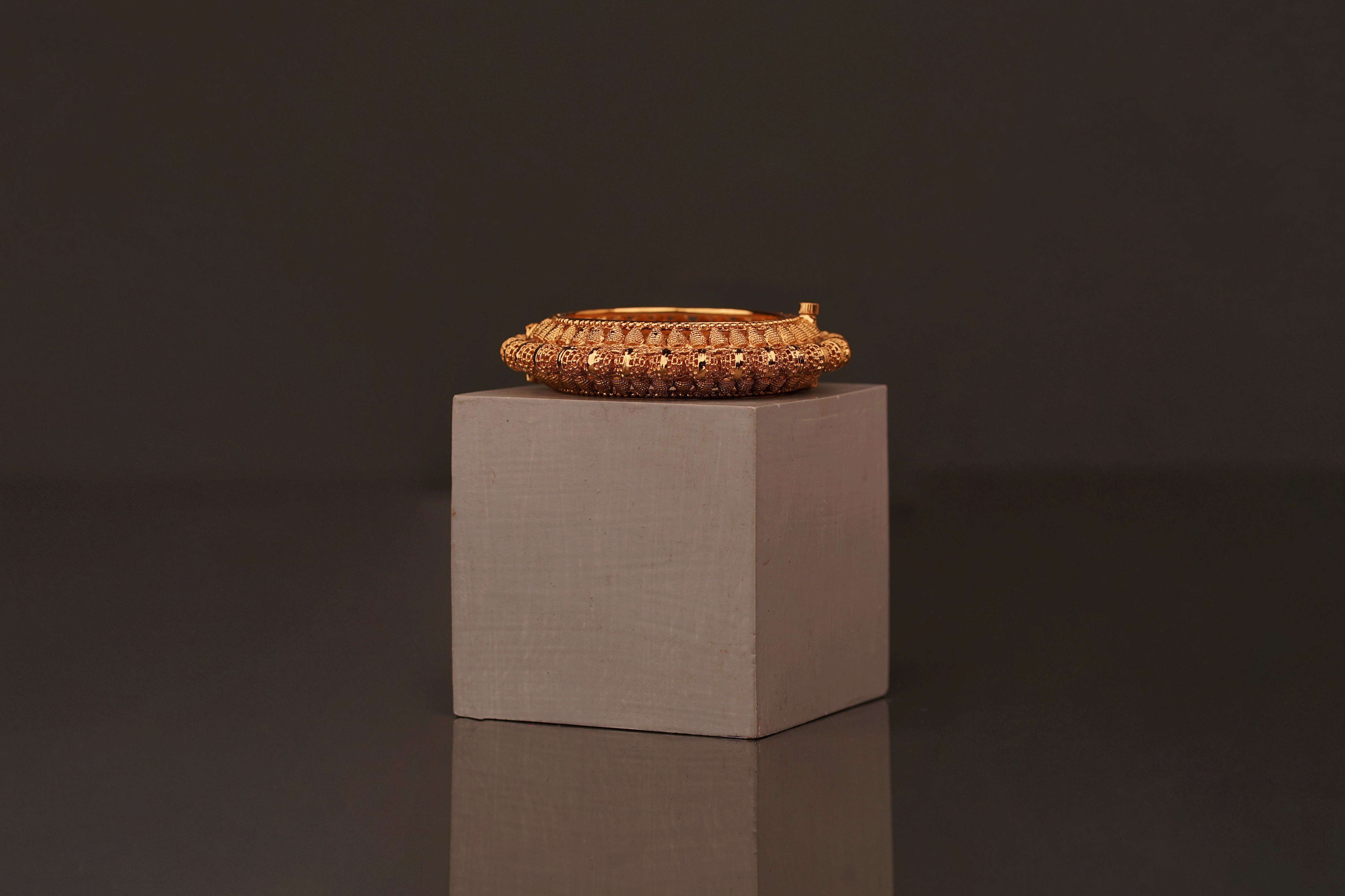 Chakrutha Bangle(B78) - Pure Allure