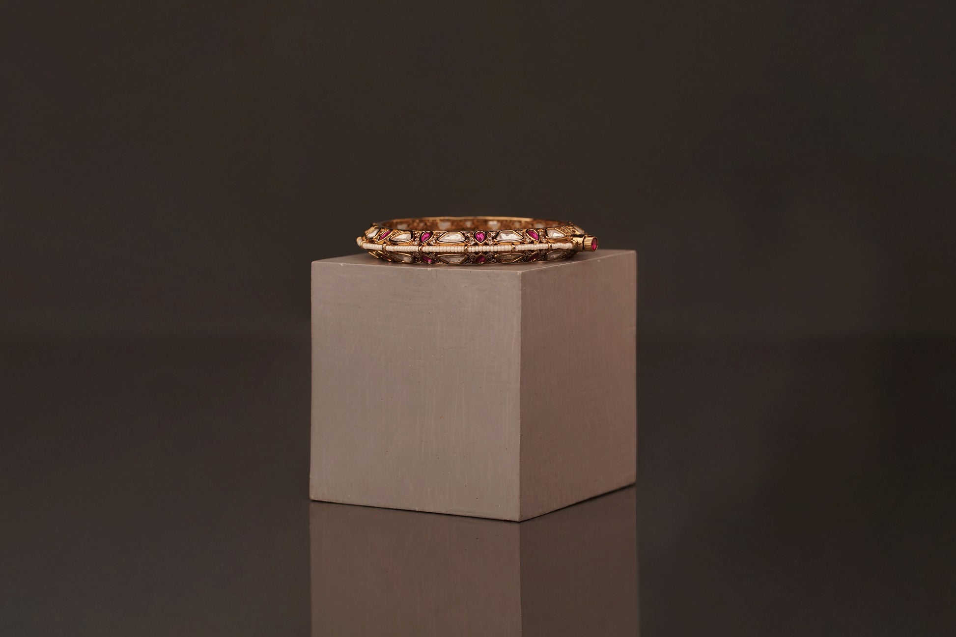 Akalpita Bangle(B19) - Pure Allure