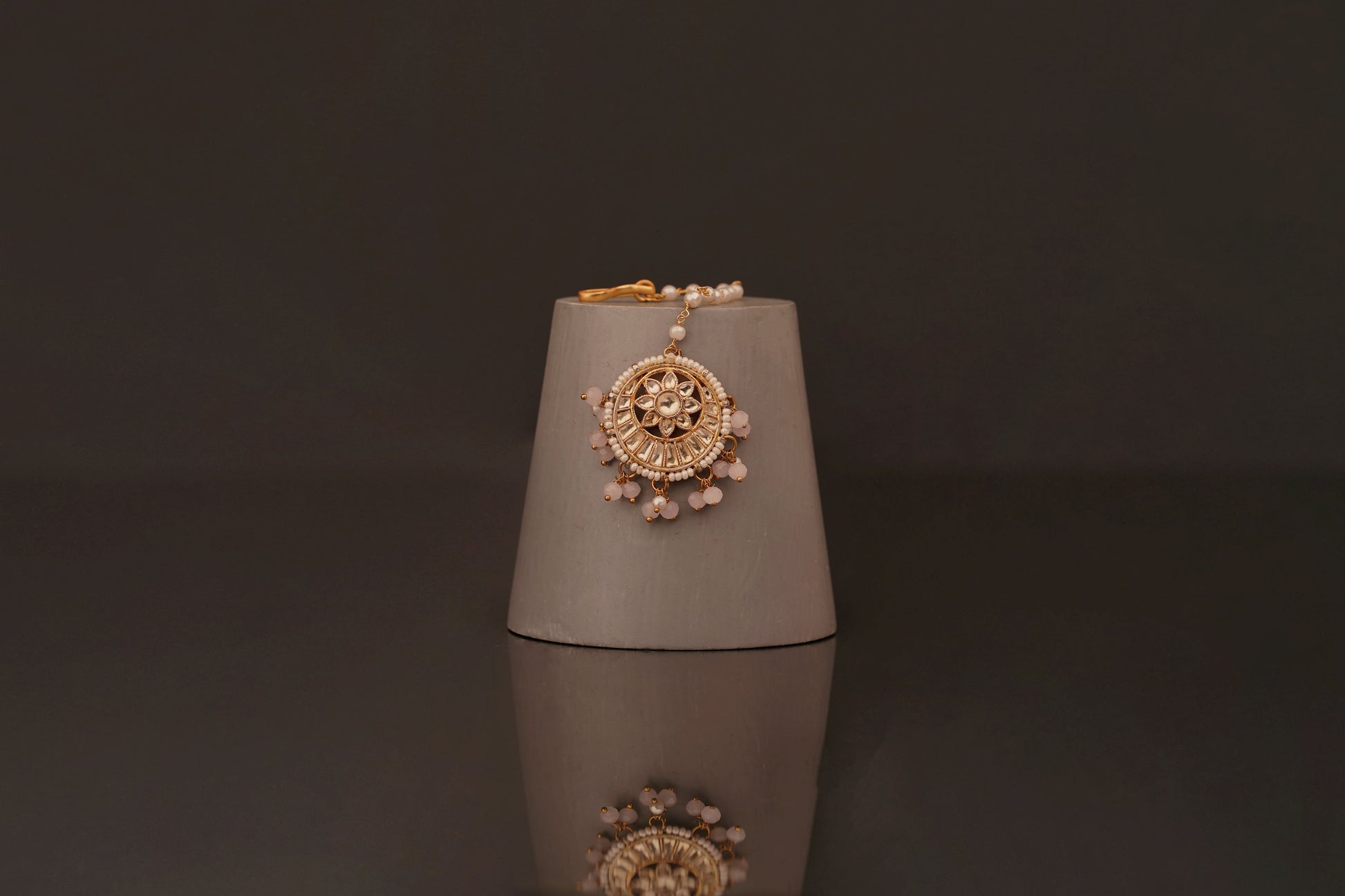 Abha Tikka(T66) - Pure Allure