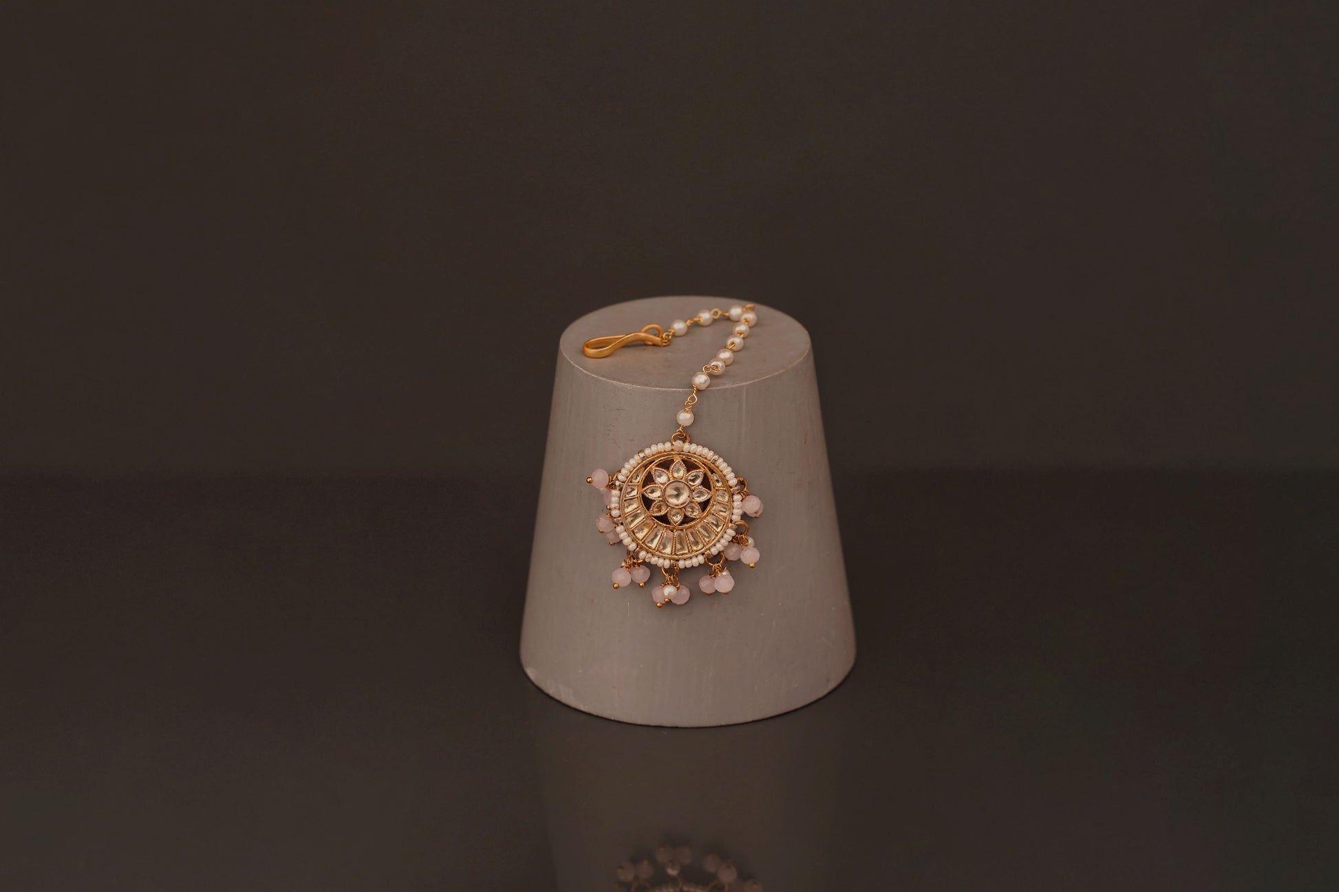 Abha Tikka(T66) - Pure Allure