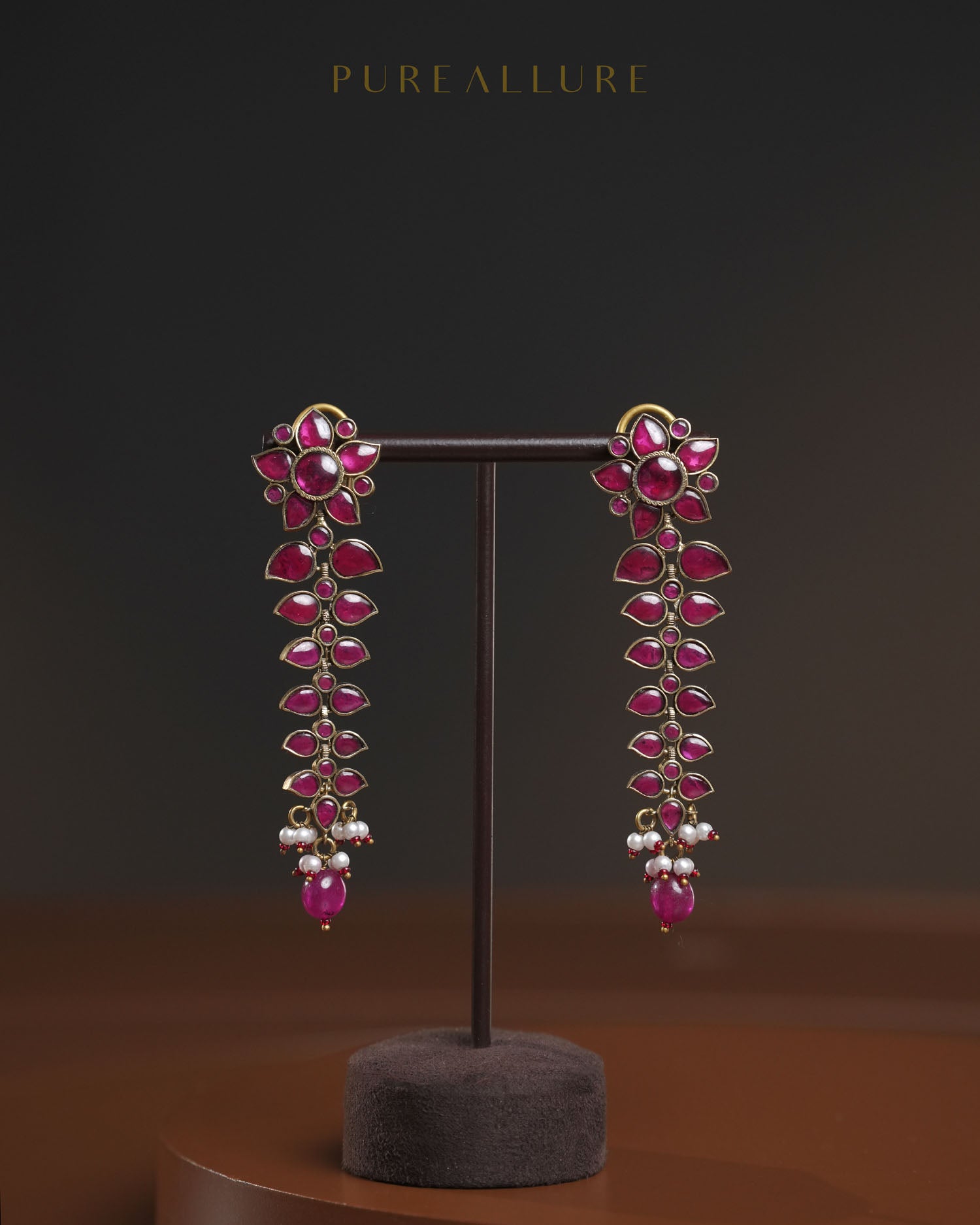 Nivedia Earring (E298)