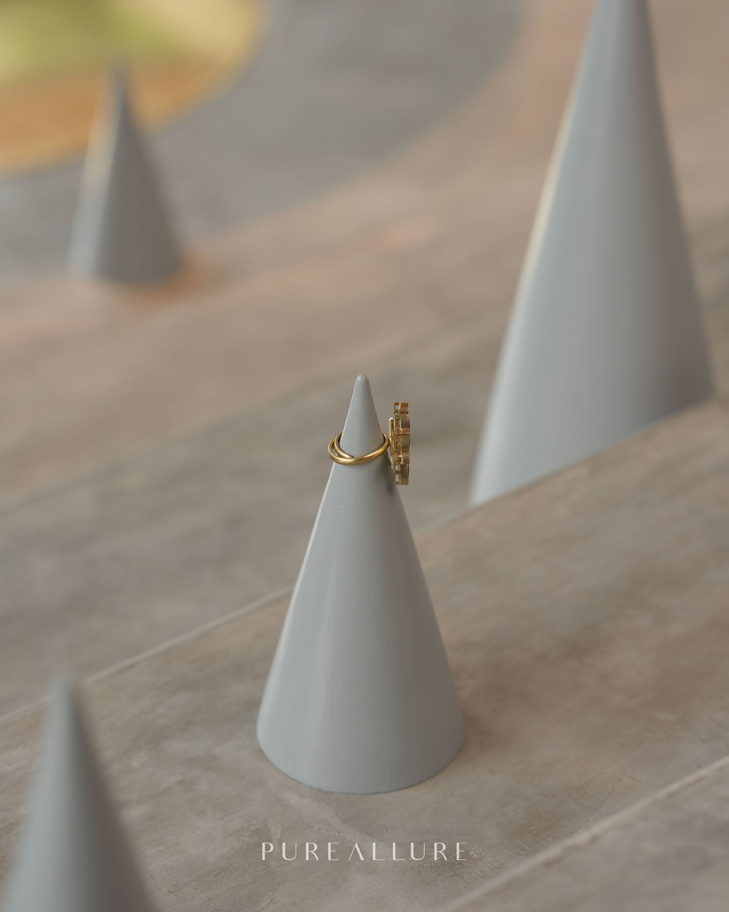 Saavdai Ring(KR95)