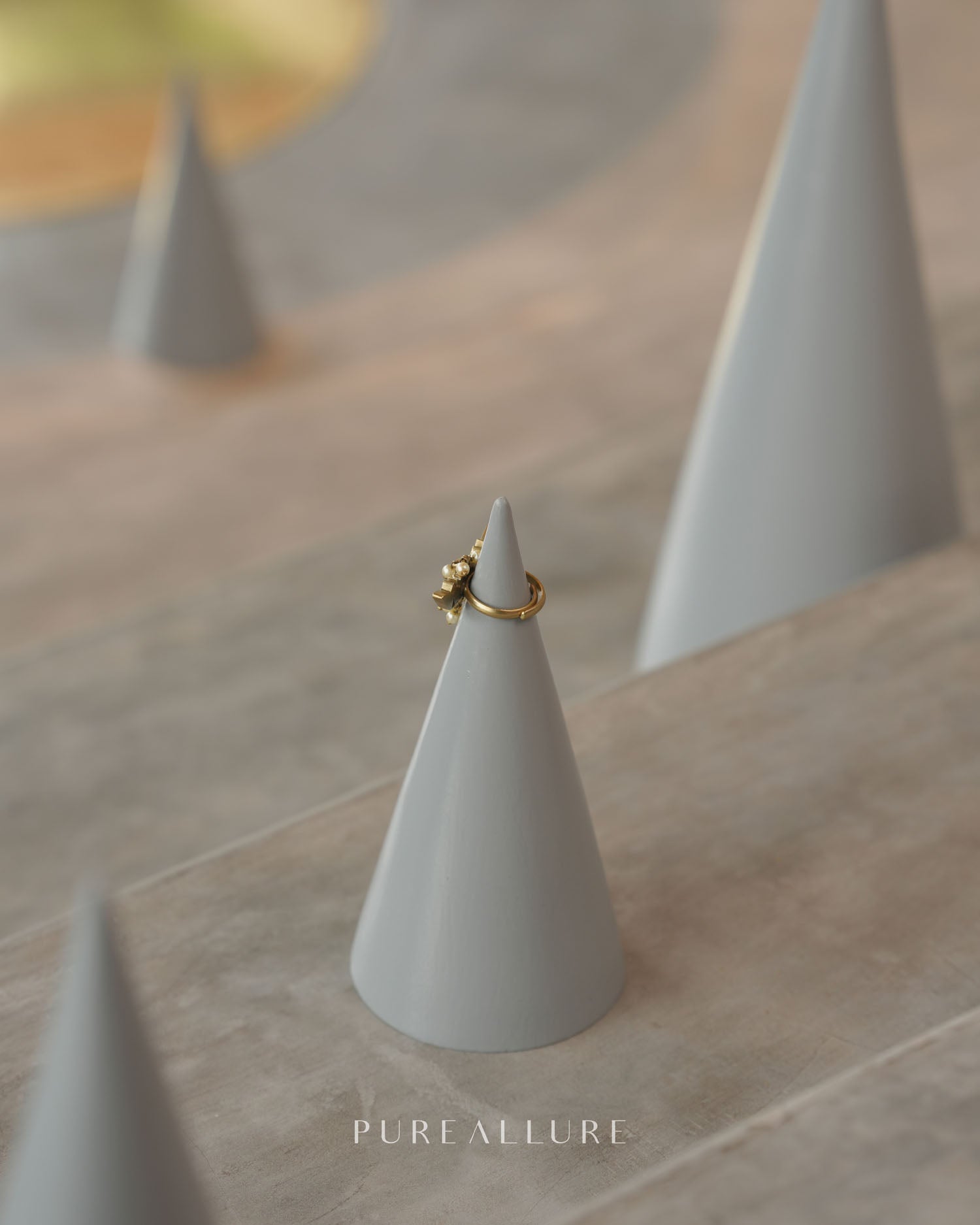 Maneka Ring(KR97)