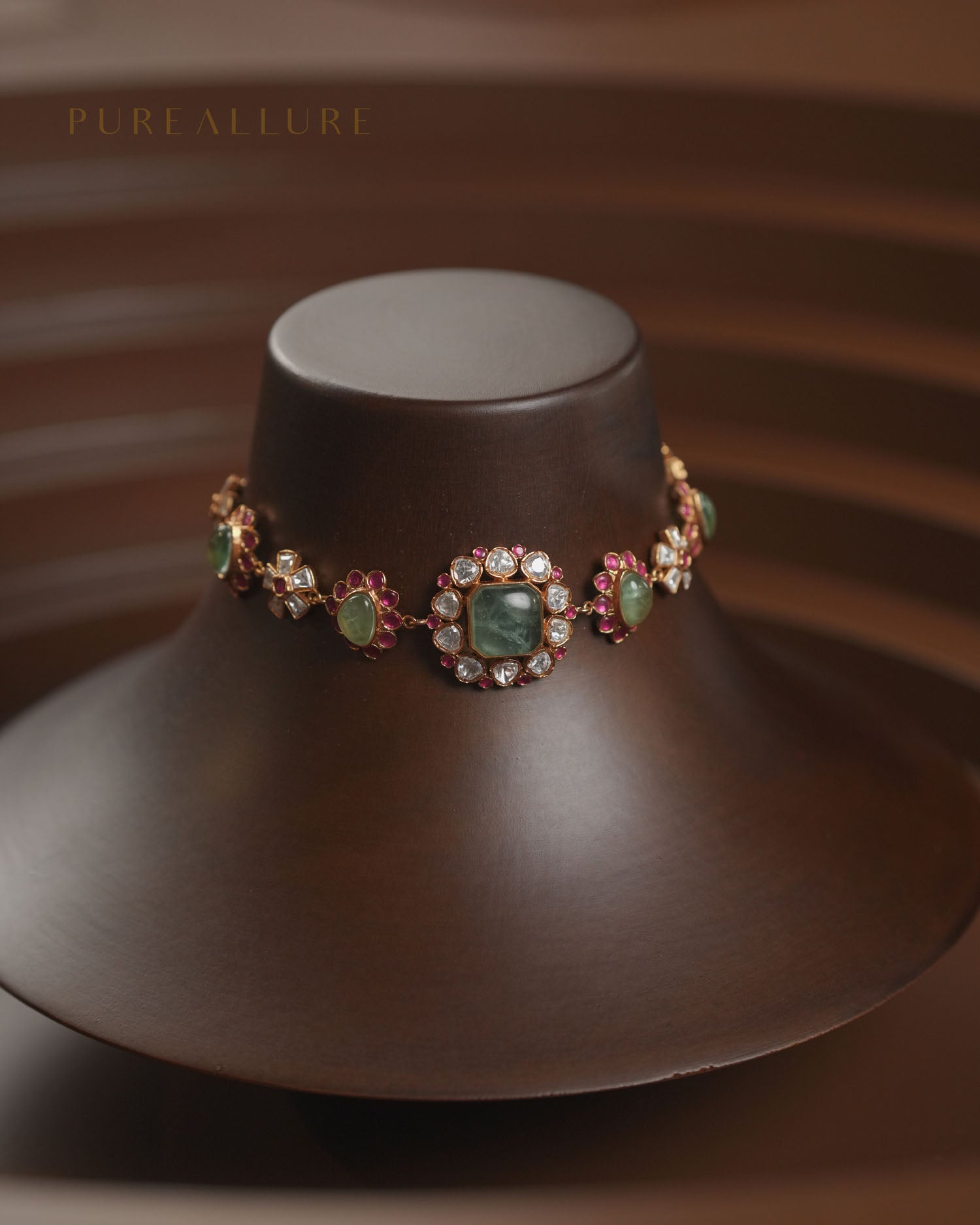 Nirmala Chokerset(PC190)
