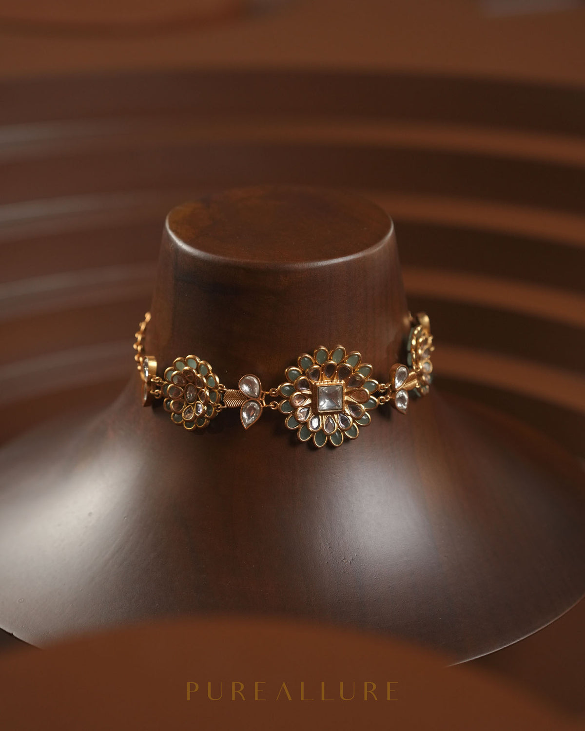 Mamta Chokerset (C191)
