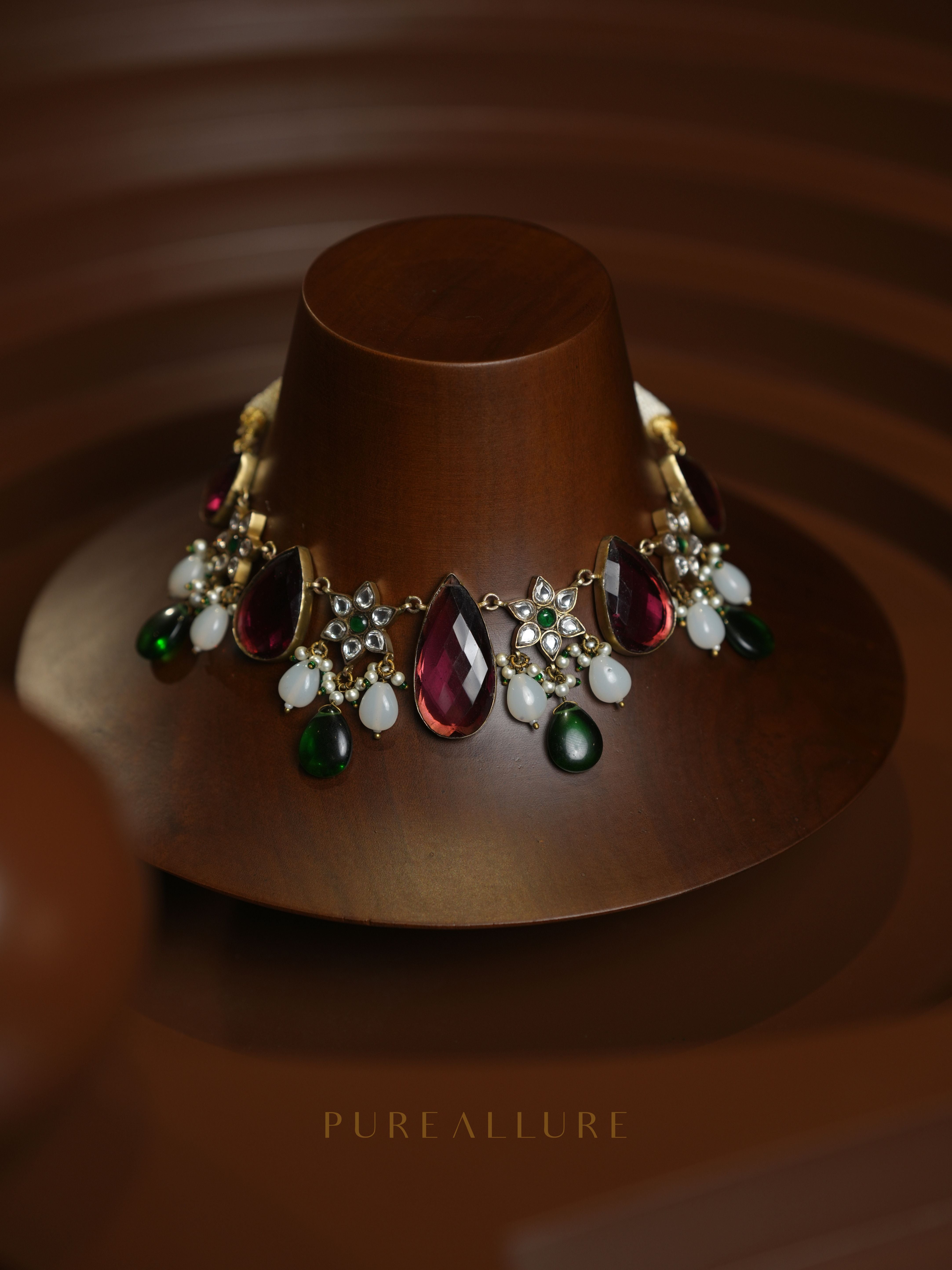 Menaka Chokerset(KC161)